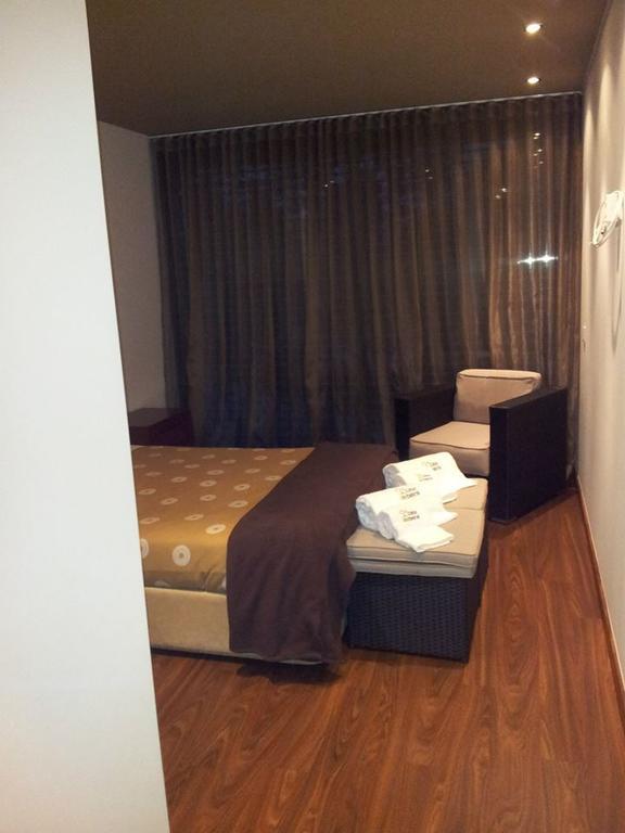 Casa De Beiral Villa Geres Cameră foto